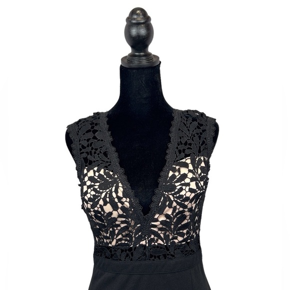 Soieblu Women’s Maxi Black Lace Bodice V-Neck/Back Evening Gown Dress Size-M GUC - Picture 3 of 12